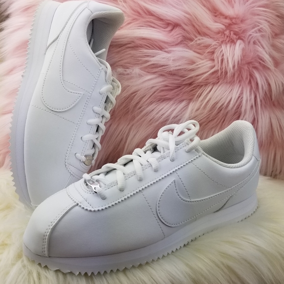 nike cortez basic sl gs nike cortez basic sl gs